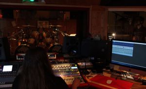 LUTDENMM - Sound Of The Kings Studios (2)